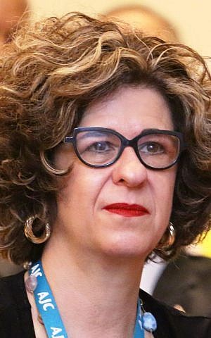 Dina Siegel Vann, co-founder of the Latino Jewish Leadership Council. (Courtesy)