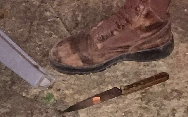 The knife allegedly held by a Palestinian man who the IDF says tried to stab soldiers on January 10, 2017, during an arrest raid in the West Bank. (IDF Spokesman) The knife allegedly held by a Palestinian man who the IDF says tried to stab soldiers on January 10, 2017, during an arrest raid in the West Bank. (IDF Spokesman)