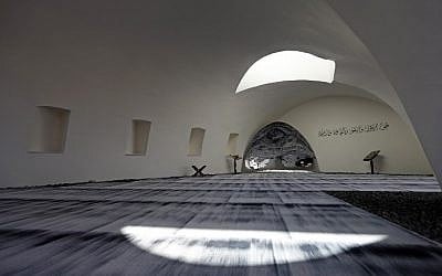 A picture taken on January 19, 2017 shows the interior of the Amir Shakib Arslan mosque designed by Lebanese architect Makram el-Kadi at the entrance of the Druze heartland village of Mukhtara in Lebanon's Chouf mountains. (AFP Photo/Joseph Eid)