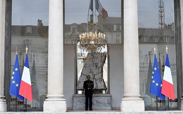 A picture taken on February 1, 2017 in Paris shows the Elysee presidential Palace. (AFP Photo/Stephane De Sakutin) A picture taken on February 1, 2017 in Paris shows the Elysee presidential Palace. (AFP Photo/Stephane De Sakutin)