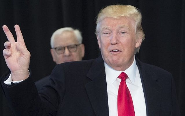 US President Donald Trump leaves after speaking following a tour of the Smithsonian National Museum of African American History and Culture in Washington, DC, February 21, 2017 (AFP PHOTO / SAUL LOEB) US President Donald Trump leaves after speaking following a tour of the Smithsonian National Museum of African American History and Culture in Washington, DC, February 21, 2017 (AFP PHOTO / SAUL LOEB)