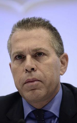 Public Security Minister Gilad Erdan attends a press conference in Tel Aviv, January 26, 2017. (Tomer Neuberg/Flash90) Public Security Minister Gilad Erdan attends a press conference in Tel Aviv, January 26, 2017. (Tomer Neuberg/Flash90)