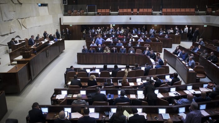 View of the plenum hall in the Israeli parliament on February 06, 2017 where members voted on the second and third reading of the so-called Regulation Bill. (Yonatan Sindel/Flash90) View of the plenum hall in the Israeli parliament on February 06, 2017 where members voted on the second and third reading of the so-called Regulation Bill. (Yonatan Sindel/Flash90)