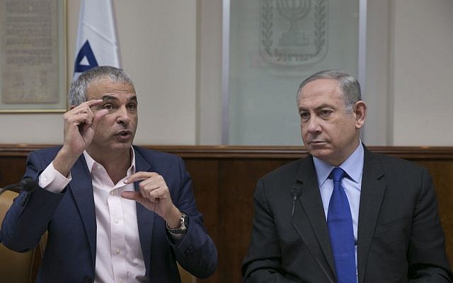 Prime Minister Benjamin Netanyahu with Finance Minister Moshe Kahlon during the weekly cabinet meeting at his office in Jerusalem, on February 19, 2017. (Olivier Fitoussi/Flash90) Prime Minister Benjamin Netanyahu with Finance Minister Moshe Kahlon during the weekly cabinet meeting at his office in Jerusalem, on February 19, 2017. (Olivier Fitoussi/Flash90)