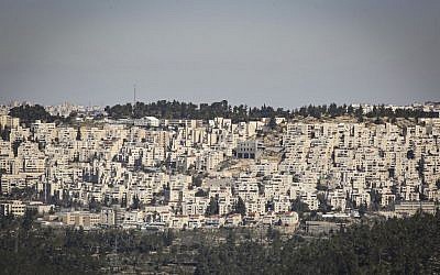 F170220YL07 View of apartment buildings in the Kiryat Yovel neighborhood of Jerusalem, on February 19, 2017. (Yaakov Lederman/Flash90)
