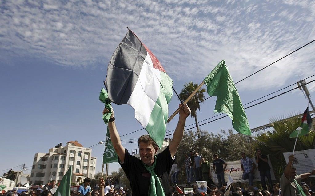 Deal will see release of longest-serving Palestinian inmate, who murdered bus driver