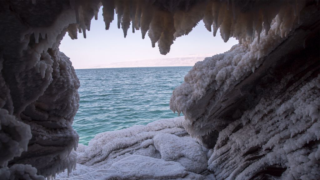 A salt cave on the shores of the Dead Sea on January 11, 2017. (Luke Tress/Times of Israel)