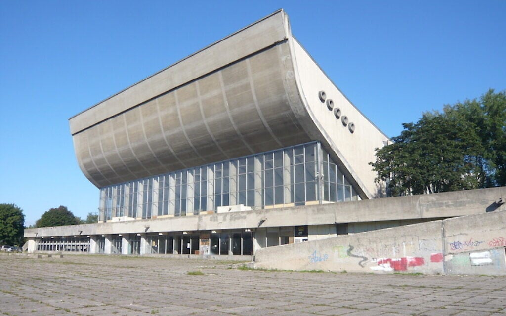 Lithuania goes back on pledge to convert sports complex into Jewish heritage site