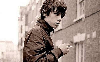 Jake Bugg (Wikipedia)