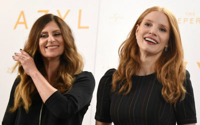 New Zealander film director Niki Caro, left, and US actress Jessica Chastain, who plays the main character, at a press conference prior to the gala screening of 'The Zookeeper's Wife' in Warsaw on March 7, 2017. (Janek Skarzynski/AFP)