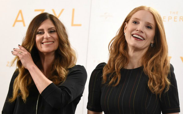 New Zealander film director Niki Caro, left, and US actress Jessica Chastain, who plays the main character, at a press conference prior to the gala screening of 'The Zookeeper's Wife' in Warsaw on March 7, 2017. (Janek Skarzynski/AFP) New Zealander film director Niki Caro, left, and US actress Jessica Chastain, who plays the main character, at a press conference prior to the gala screening of 'The Zookeeper's Wife' in Warsaw on March 7, 2017. (Janek Skarzynski/AFP)