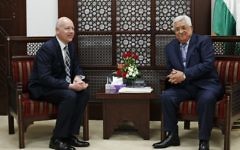 Palestinian Authority President Mahmoud Abbas (right) meets with Jason Greenblatt, the US president's assistant and special representative for international negotiations, at Abbas's office in the West Bank city of Ramallah, March 14, 2017. (AFP/Abbas Momani)
