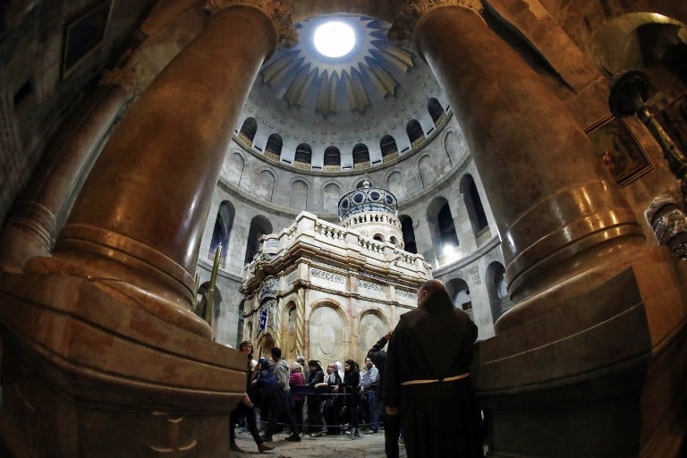 A picture taken on March 21, 2017 at the Church of the Holy Sepulchre in the Old City of Jerusalem shows the renovated Edicule of the Tomb of Jesus (Thomas Coex/AFP) A picture taken on March 21, 2017 at the Church of the Holy Sepulchre in the Old City of Jerusalem shows the renovated Edicule of the Tomb of Jesus (Thomas Coex/AFP)