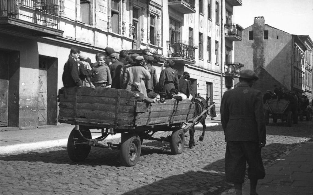 Children being transported to the death camp. (Henryk Ross/Art Gallery of Ontario, gift from the Archive of Modern Conflict/Courtesy Museum of Fine Arts)