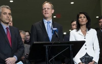 British Ambassador to the UN Matthew Rycroft (C) speaks to reporters at the United Nations headquarters, March 27, 2017 in New York City. (Drew Angerer/Getty Images/AFP)