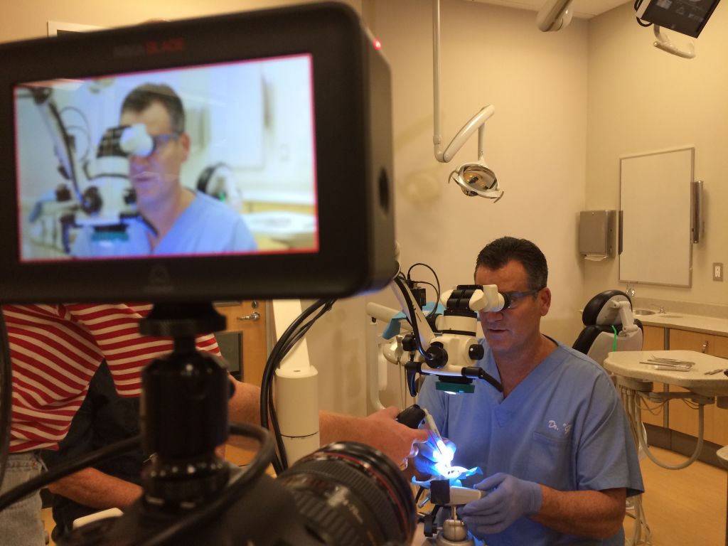 Dr. Gary Glassman volunteers with routine and emergency dental procedures in the field throughout Jamaica several times each year. (Courtesy) Dr. Gary Glassman volunteers with routine and emergency dental procedures in the field throughout Jamaica several times each year. (Courtesy)