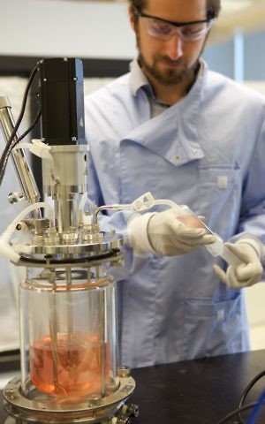 A lab in the MaRs building in Toronto (Courtesy)