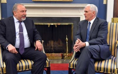 Defense Minister Avigdor Lieberman meets with US Vice President Mike Pence, in Washington DC, on March 7, 2017. (Ariel Hermoni/Defense Ministry)