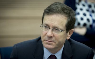Opposition Leader Isaac Herzog attends the Defense and Foreign Affairs Committee meeting at the Knesset, on March 8, 2017.(Yonatan Sindel/Flash90) 