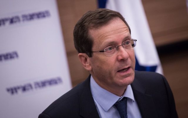 Opposition leader Zionist Union chairman Isaac Herzog at the party faction meeting, March 20, 2017. (Hadas Parush/Flash90) Opposition leader Zionist Union chairman Isaac Herzog at the party faction meeting, March 20, 2017. (Hadas Parush/Flash90)