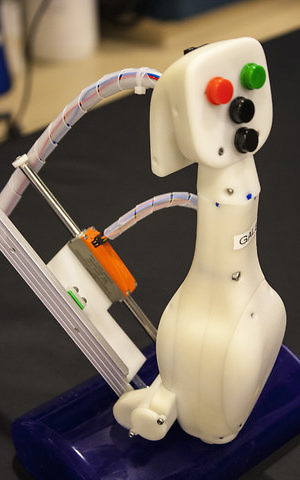 The FIND prototype created by BGU and Cincinnati Children's Hospital Medical Center helps doctors find veins easily (Courtesy)