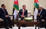 On the sidelines of the 28th Arab League Summit on March 29, 2017, Palestinian Authority President Mahmoud Abbas (R) meets with King Abdullah II of Jordan (C) and Egyptian President Abdel-Fattah el-Sissi. (Wafa/Thaer Ghnaim)