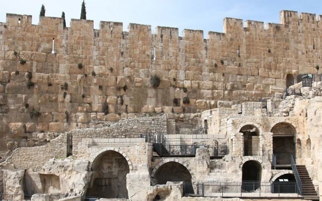 A view of the newly opened Mikveh Trail below Jerusalem's Old City walls. (Shmuel Bar-Am)