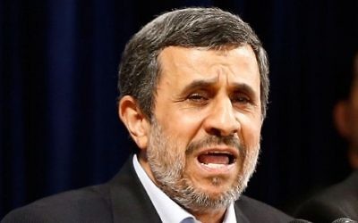 Former Iranian president Mahmoud Ahmadinejad (L) speaks after registering at the Interior Ministry's election headquarters as candidates begin to sign up for the upcoming presidential elections in Tehran on April 12, 2017. (AFP PHOTO / ATTA KENARE) Former Iranian president Mahmoud Ahmadinejad (L) speaks after registering at the Interior Ministry's election headquarters as candidates begin to sign up for the upcoming presidential elections in Tehran on April 12, 2017. (AFP PHOTO / ATTA KENARE)