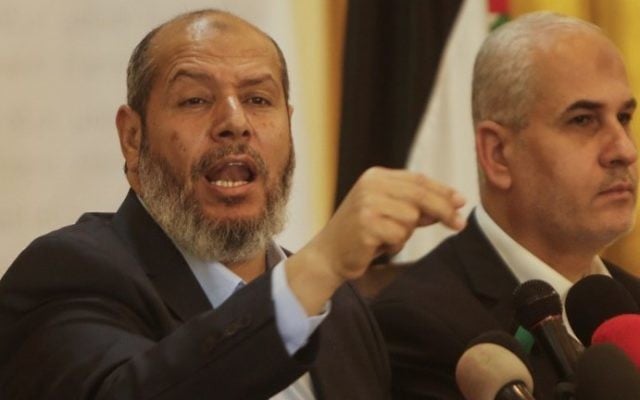 Senior political leader of the Palestinian Islamist movement Hamas, Khalil al-Hayya, holds a press conference on April 18, 2017, in Gaza City. (AFP PHOTO / MAHMUD HAMS) Senior political leader of the Palestinian Islamist movement Hamas, Khalil al-Hayya, holds a press conference on April 18, 2017, in Gaza City. (AFP PHOTO / MAHMUD HAMS)