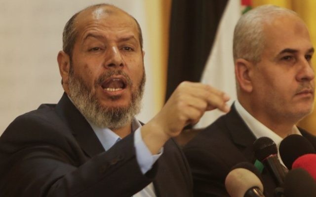Senior Hamas leader Khalil al-Haya holds a press conference on April 18, 2017 in Gaza City. (AFP Photo/Mahmud Hams) Senior Hamas leader Khalil al-Haya holds a press conference on April 18, 2017 in Gaza City. (AFP Photo/Mahmud Hams)