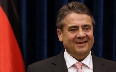 German Foreign Minister Sigmar Gabriel speaks during a press conference in Erbil, the capital of the Kurdish autonomous region in northern Iraq, on April 20, 2017. (AFP Photo/Safin Hamed)