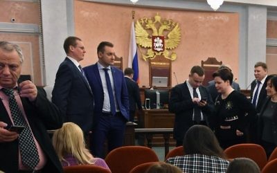 Participants attend a hearing of the justice ministry request to ban the Jehovah's Witnesses at Russia's Supreme Court in Moscow on April 20, 2017. (AFP/Vasily Maximov)