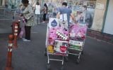 Illustrative image of Israelis grocery shopping at a supermarket in Talpiot, Jerusalem, on April 20, 2016. (Hadas Parush/Flash90)
