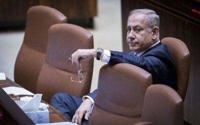 Prime Minister Benjamin Netanyahu at the Knesset during a vote on two-week delay in opening the new public broadcaster, April 26, 2017. (Yonatan Sindel/Flash90)