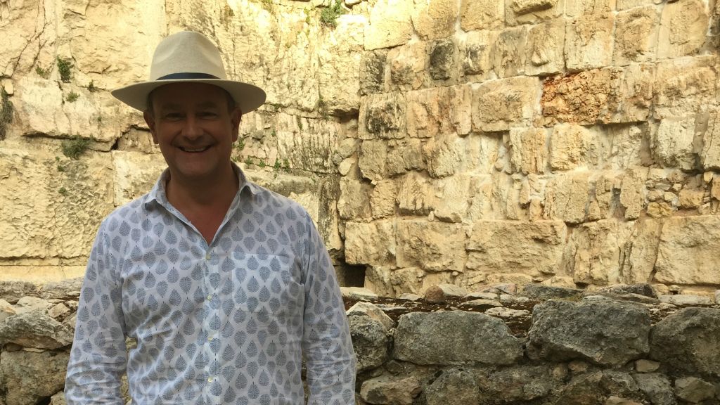 Actor Hugh Bonneville, who played the Earl of Grantham on the popular 'Downton Abbey', in Israel to film a documentary show about Jesus (Jessica Steinberg/Times of Israel) Actor Hugh Bonneville, who played the Earl of Grantham on the popular 'Downton Abbey', in Israel to film a documentary show about Jesus (Jessica Steinberg/Times of Israel)