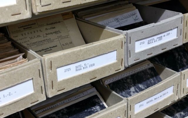The Central Name Index is the key to the archives of ITS and has been the most relevant working tool for the search for traces over many decades. (Cornelis Gollhardt/ITS)