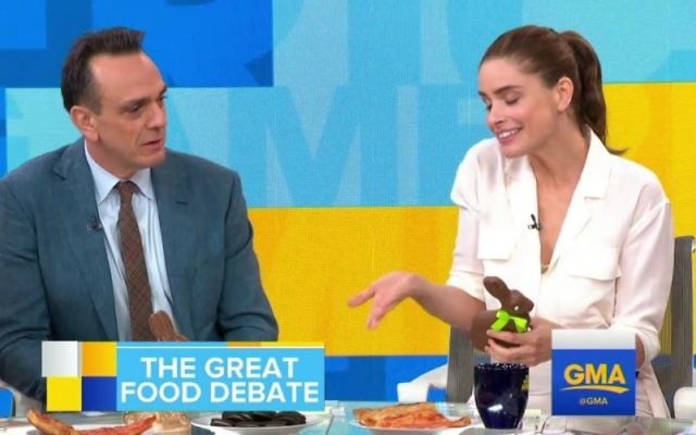 Hank Azaria and Amanda Peet discussing Easter eggs on ABC's Good Morning America, April 5, 2017 (Screen capture: ABC) Hank Azaria and Amanda Peet discussing Easter eggs on ABC's Good Morning America, April 5, 2017 (Screen capture: ABC)