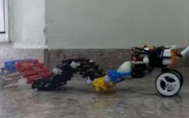A depiction of the SAW (single actuator wave-like robot) designed by Israeli scientists at Ben Gurion University. (Screen capture/YouTube) A depiction of the SAW (single actuator wave-like robot) designed by Israeli scientists at Ben Gurion University. (Screen capture/YouTube)