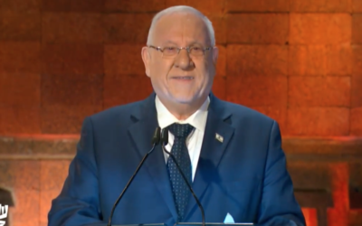 President Reuven Rivlin speaks during a ceremony held at the Yad Vashem Holocaust Memorial Museum in Jerusalem, on Holocaust Remembrance Day on April 23, 2017. (Yad Vashem screenshot) 