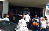 Magen David Adom paramedics arrive at the scene of a suspected terror attack outside of a Tel Aviv hotel on April 23, 2017. (courtesy)