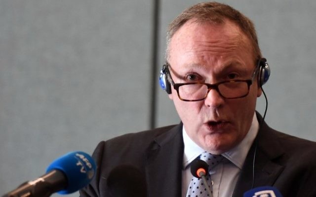 Ben Emmerson, Special Rapporteur on human rights and counter-terrorism for the Office of the United Nations High Commissioner for Human Rights (OHCHR), speaks during a press conference held in Riyadh on May 4, 2017, at the end of a visit to Saudi Arabia. (FAYEZ NURELDINE / AFP)