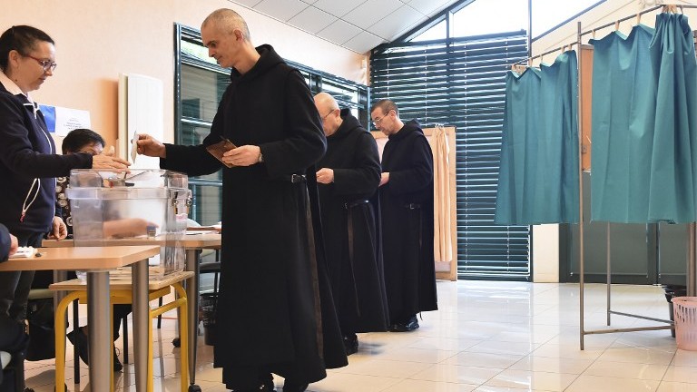 Benedictine monks cast their ballots in the second round of the French presidential elections, at a polling station in Solesmes, France, on May 7, 2017. (AFP Photo/Jean-Francois Monier) Benedictine monks cast their ballots in the second round of the French presidential elections, at a polling station in Solesmes, France, on May 7, 2017. (AFP Photo/Jean-Francois Monier)