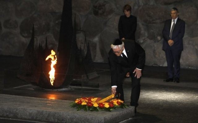 German President Frank-Walter Steinmeier lays a wreath at Yad Vashem's Hall of Remembrance in Jerusalem on May 7, 2017. (AFP Photo/Menahem Kahana) German President Frank-Walter Steinmeier lays a wreath at Yad Vashem's Hall of Remembrance in Jerusalem on May 7, 2017. (AFP Photo/Menahem Kahana)