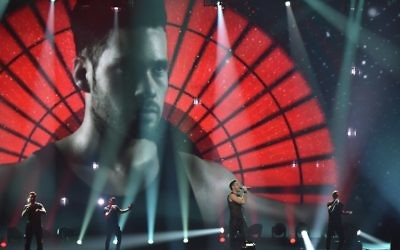 Israel's Imri Ziv performs the song 'I Feel Alive' during the second semi-final dress rehearsal of the Eurovision Song Contest 2017 on May 10, 2017 at the International Exhibition Centre in Kiev (AFP PHOTO / Sergei SUPINSKY)