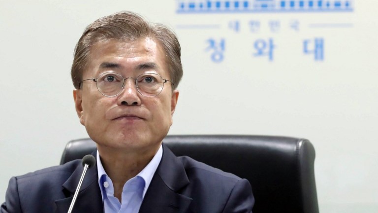 South Korea's President Moon Jae-In attends an emergency meeting of the National Security Council at the presidential Blue House in Seoul on May 14, 2017. (AFP Photo/YONHAP/str) South Korea's President Moon Jae-In attends an emergency meeting of the National Security Council at the presidential Blue House in Seoul on May 14, 2017. (AFP Photo/YONHAP/str)