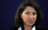 This photo taken on December 23, 2011 shows Agnes Buzyn, then Head of the National Cancer Institute, attending a press conference in Paris. (AFP PHOTO / FRANCOIS GUILLOT)