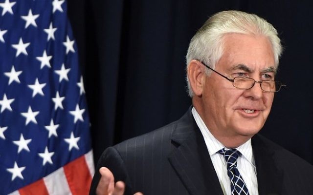 US Secretary of State Rex Tillerson holds a press conference with the Saudi minister of foreign affairs following a bilateral meeting in Riyadh on May 20, 2017. (AFP/ FAYEZ NURELDINE)