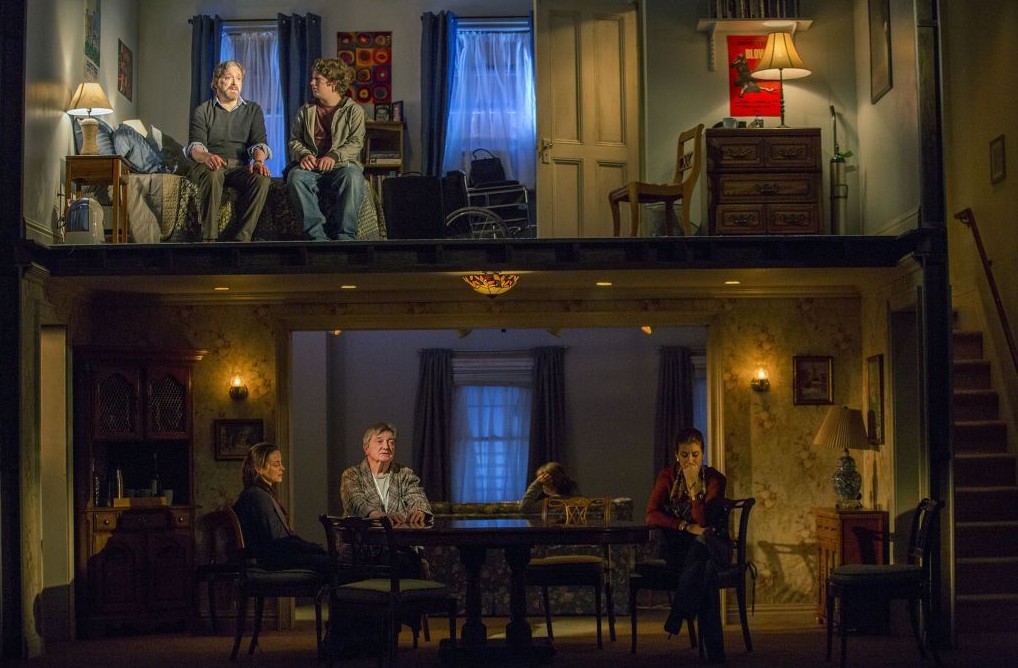 0117_Jeremy Shamos, Seth Steinberg, MarJeremy Shamos, Seth Steinberg, Maria Dizzia, Larry Bryggman, and Kate Walsh in 'If I Forget.' (Photo by Joan Marcus, 2017)ia Dizzia, Larry Bryggman, Kate Walsh in IF I FORGET, Photo by Joan Marcus, 2017 Jeremy Shamos, Seth Steinberg, Maria Dizzia, Larry Bryggman, and Kate Walsh in 'If I Forget.' (Photo by Joan Marcus, 2017)