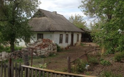 Illustrative: A typical shtetl-style house in Ukraine. (Sue Surkes)