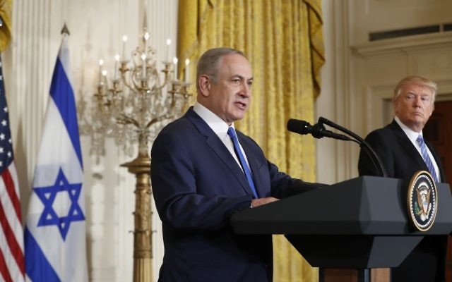 US President Donald Trump (right) and Israeli Prime Minister Benjamin Netanyahu meet in the Oval Office of the White House in Washington on February 15, 2017. (AP Photo/Carolyn Kaster, File)